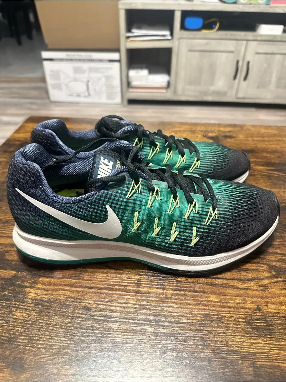 Nike Zoom Pegasus Men's Running Shoes - Black & Green